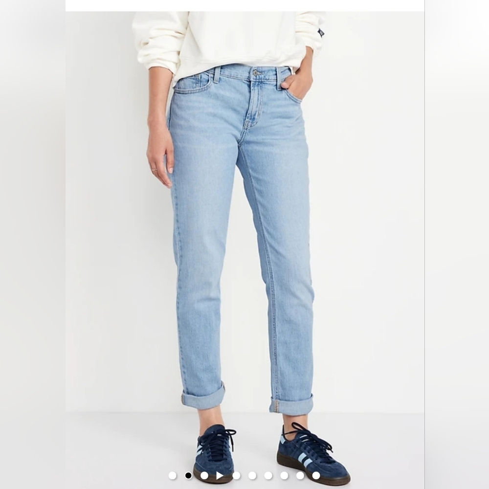 Light Wash Women’s Straight Jeans - Classic Light Blue